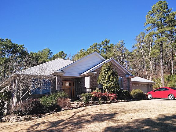 2nd image of 100 Dogwood Dr