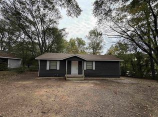 809 Palmer Ave, Benton, AR 72019