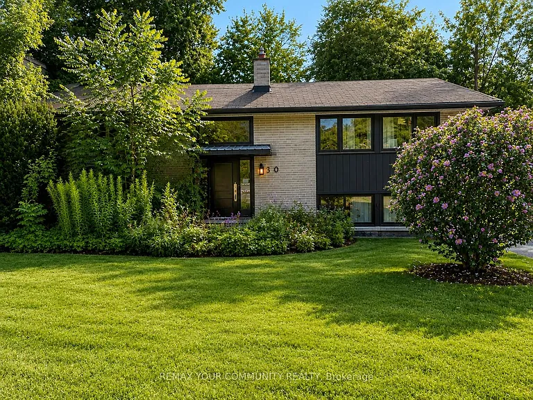 30 Knollside Dr — Photo 1