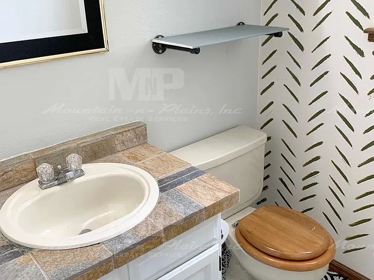 972 Bitterbrush Ln — Photo 13