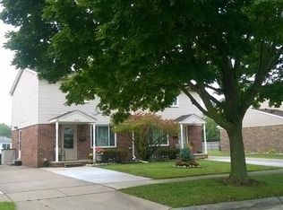 42427 Barchester Rd, Canton, MI 48187