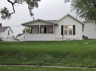 208 Clay St, Brooklyn, IA 52211