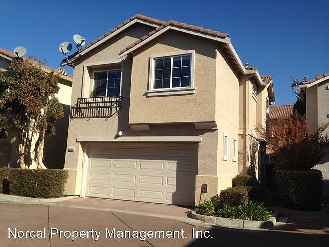 1st image of 2196 Esperanca Ave