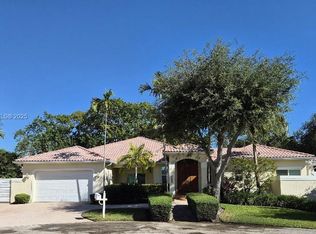 7685 SW 154th St, Palmetto Bay, FL 33157