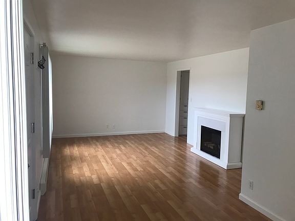 3rd image of 1119 11th St