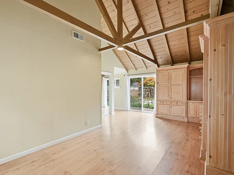 20 Kent Pl — Photo 24