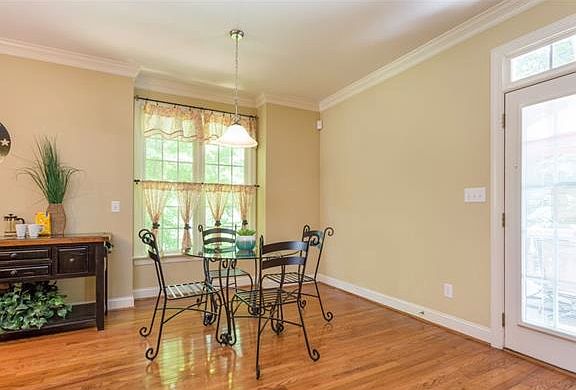 Breakfast Nook