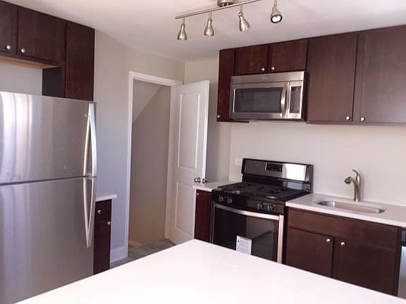 3rd image of 5631 W Carmen Ave