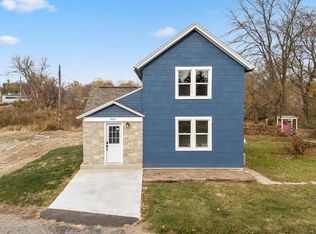345 N Spring St, Columbus, WI 53925