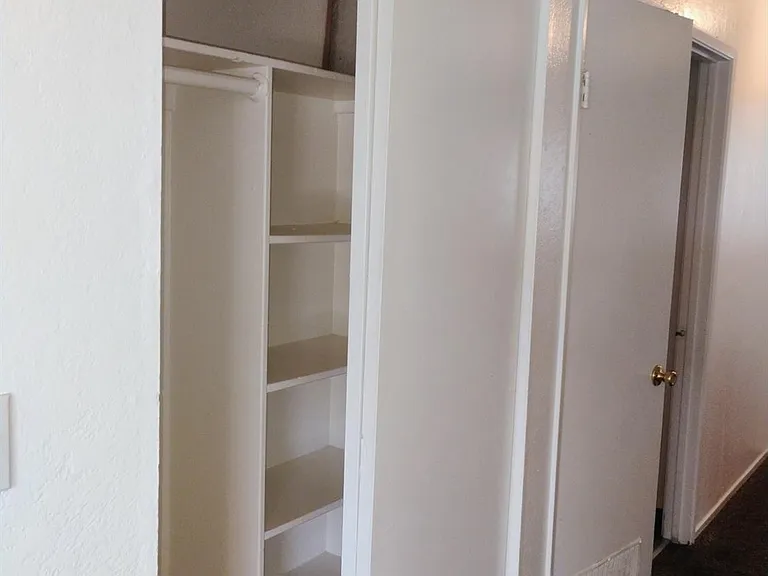 655 W Ashlan Ave #204 — Photo 7