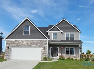 5543 Harris Hawk Ln, Sylvania, OH 43560