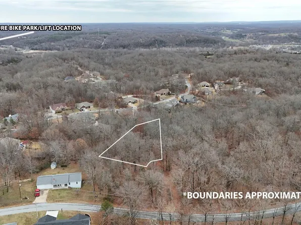Cook Ln #22, Bella Vista, AR 72715