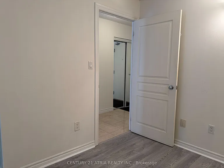801 Bay St #602 — Photo 16