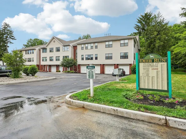 181 Deer Ct Drive, Middletown, NY 10940