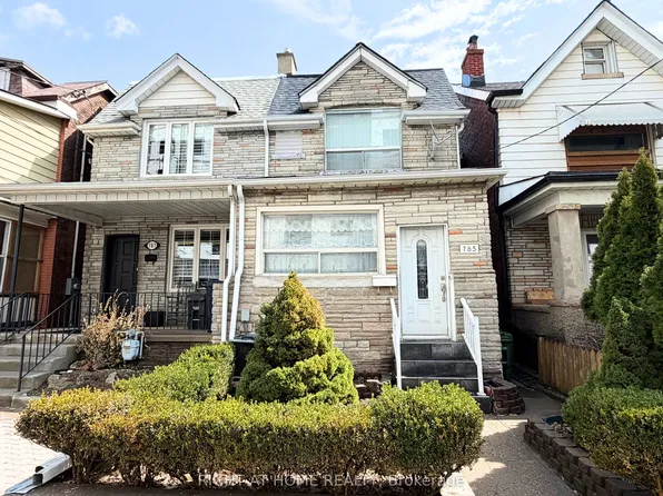 785 Lansdowne Ave, Toronto, ON M6H 3Z1