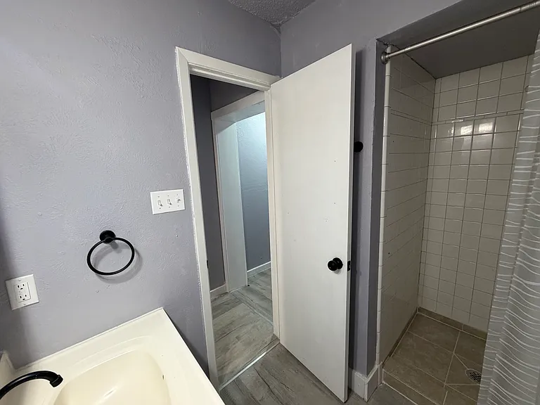 110 Cimarron Ln — Photo 22
