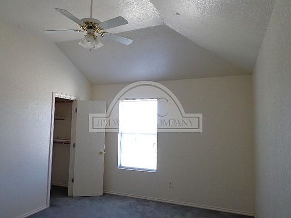 3rd image of 4402 Deek Dr APT B