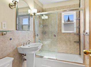2806 Maitland Ave #2F, Bronx, NY 10461