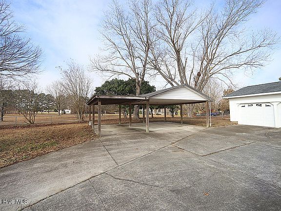 3rd image of 2582 Bakers Chapel Road