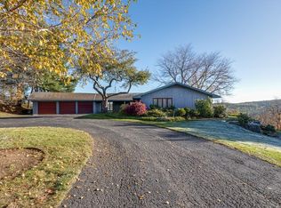 590 South Rd, Holden, MA 01520