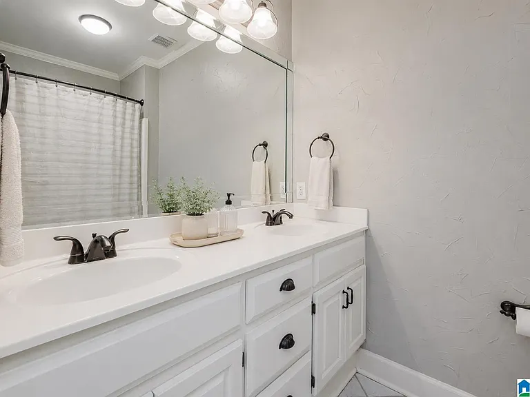 3036 Old Stone Dr — Photo 19