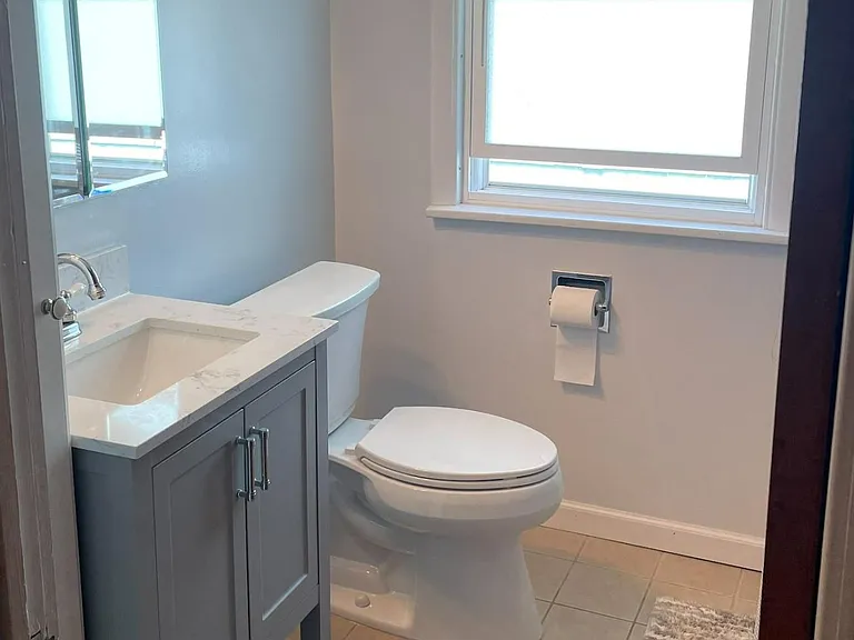 223 Capen Blvd — Photo 8