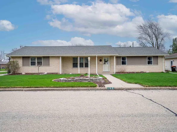 148 N Montana Ave, Morton, IL 61550