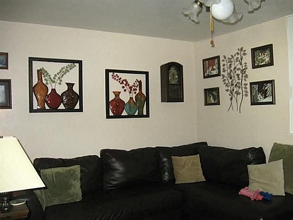 3rd image of 1016 Irion Dr
