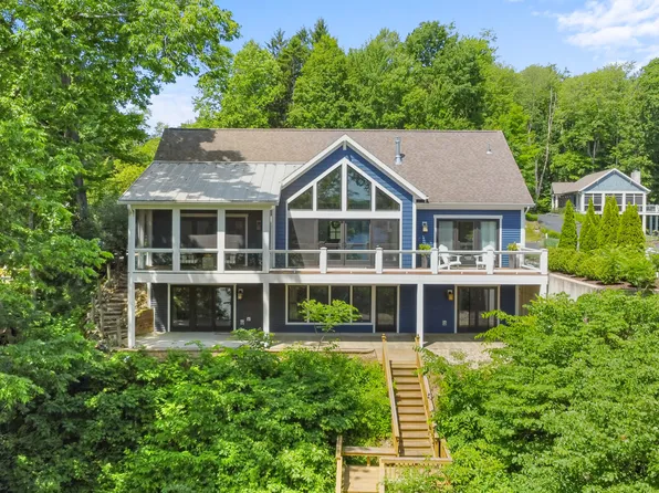 11087 Lake Shore Dr, Berrien Springs, MI 49103