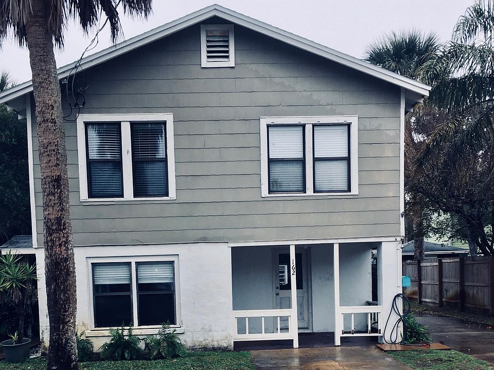 Showing this Saturday from 9-1.