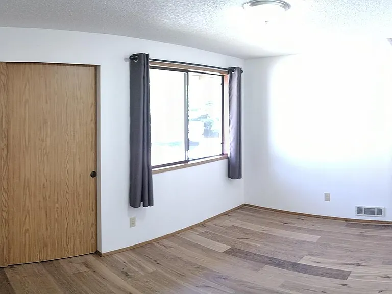 423 Healy Ave S #3 — Photo 17