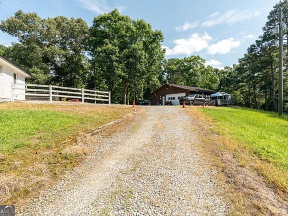 5th image of 1585 Jimmy Dodd Rd