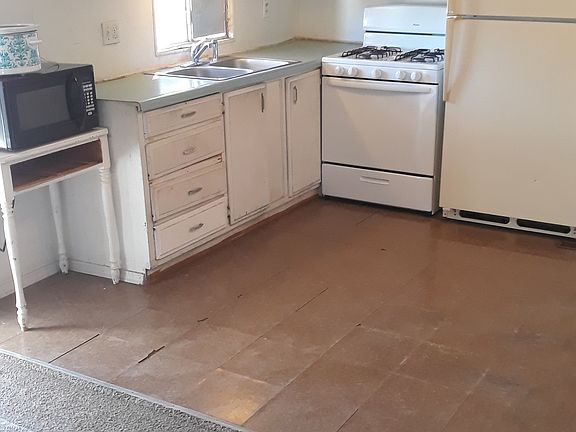 2nd image of 200 S Marshall St #12