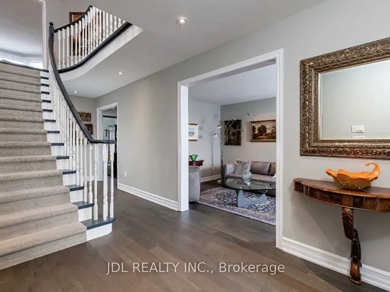 1255 Heritage Way — Photo 2