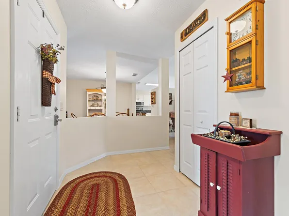 5782 Travelers Way, Fort Pierce, FL 34982