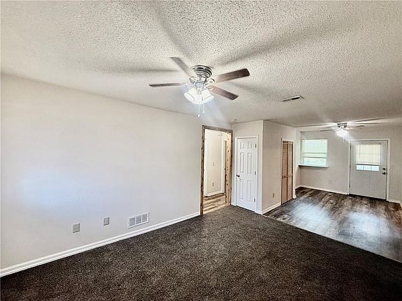 5th image of 115 A&b Broadway St