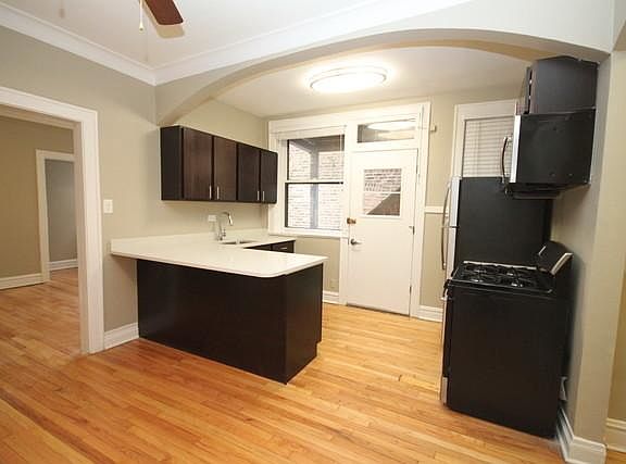 2nd image of 1953 N Cleveland Ave APT 1R