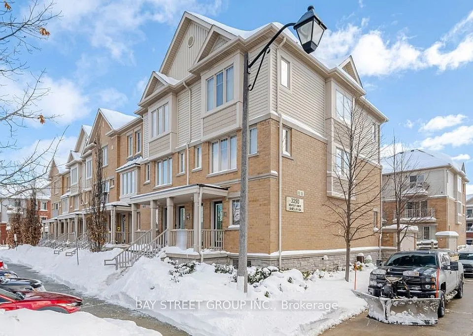 3250 Bentley Dr #83