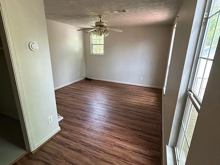 3616 Gaston Ave — Photo 16
