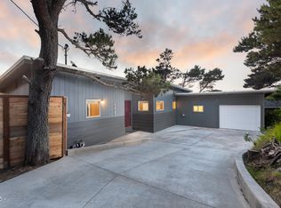 1337 NW Oceanview Dr, Newport, OR 97365