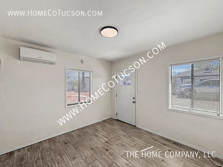 2714 N Hopi Pl — Photo 3
