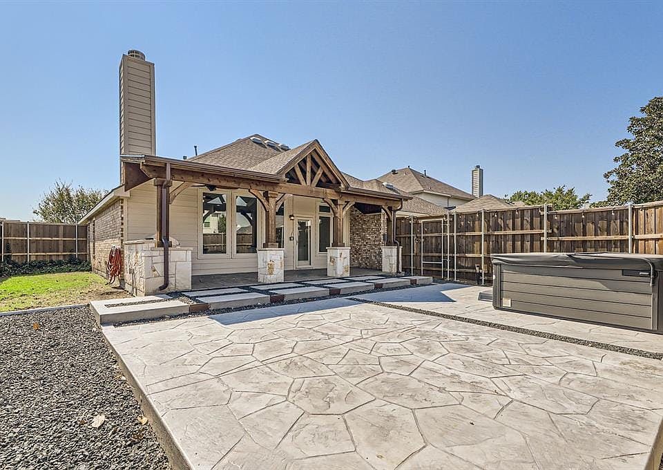 1st image of 1419 Winterwood Dr