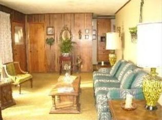 8002 Longwood Ave, Kansas City, KS 66109