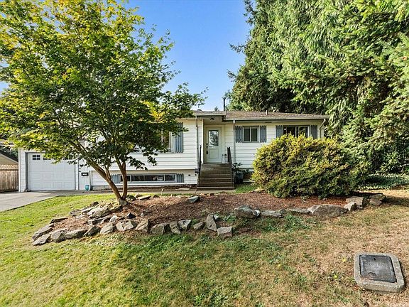 2nd image of 33306 Rainbow Ave