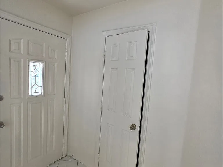 8008 Dover Shores Ave — Photo 65
