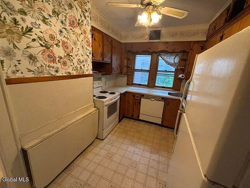 4th image of 117 Henry Street