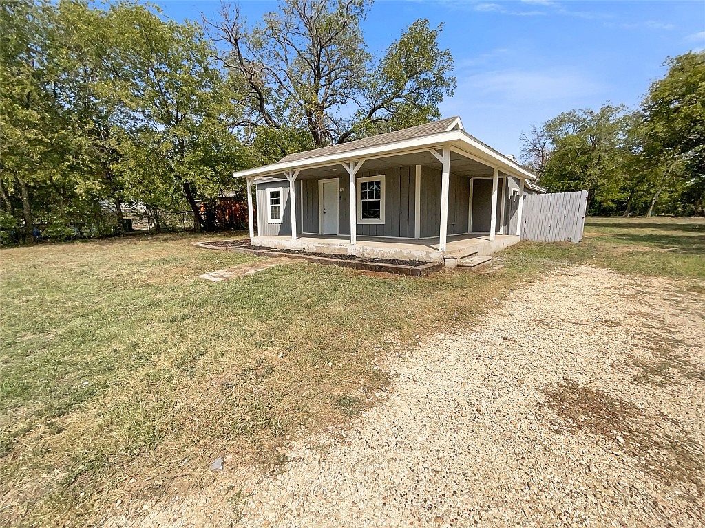 409 E Godley Ave, Godley, TX 76044 MLS 20183608 Zillow