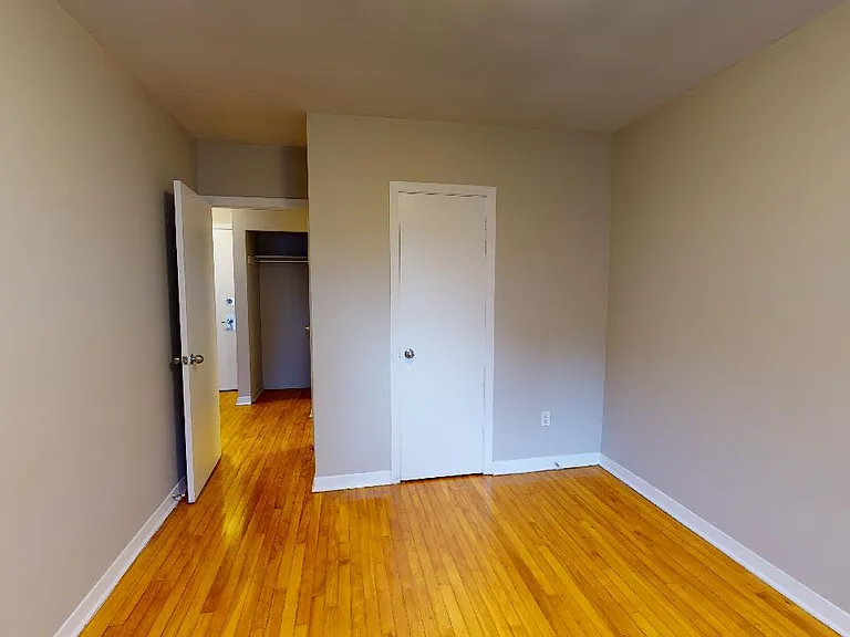 1196 Shillington Ave — Photo 38