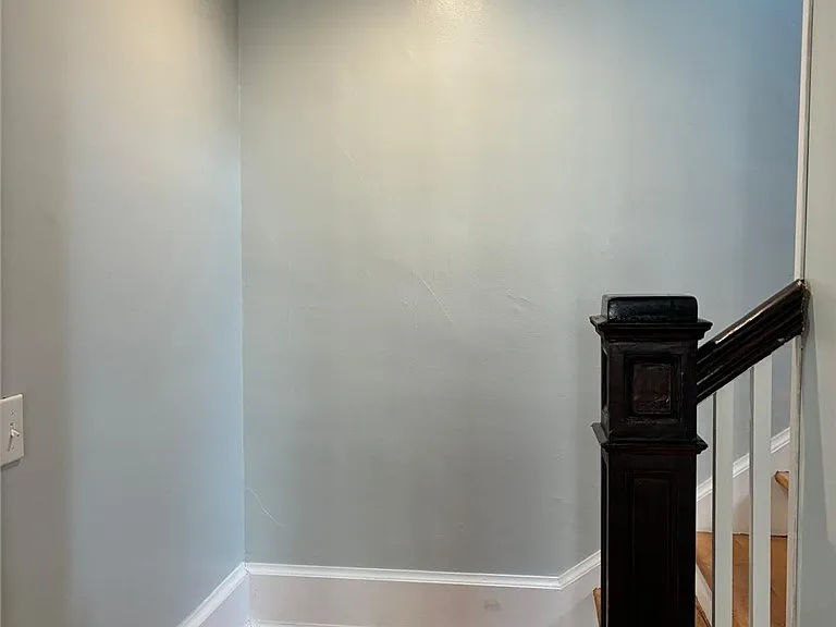 314 S Pleasant St — Photo 13