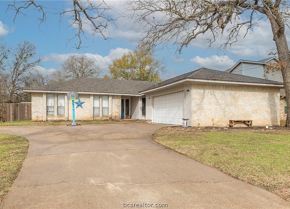 1st image of 3706 Valley Oaks Dr
